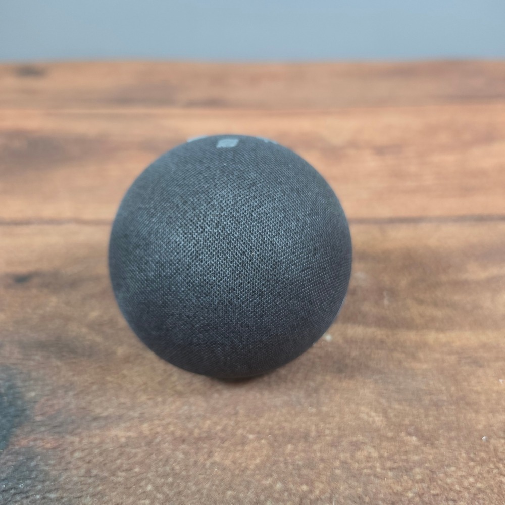 Amazon Echo Dot 4th Gen Smart Speaker Charcoal Good Alexa no power cord